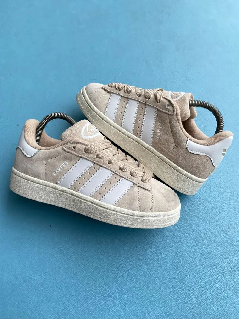 Adidas Casual Sneakers Wanita white tan photo 1