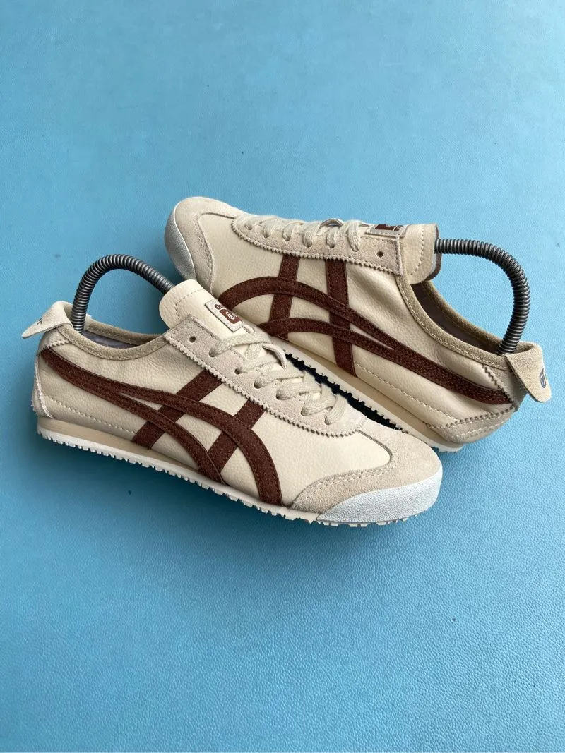 Onitsuka Tiger Casual Sneakers Pria tan brown photo 1