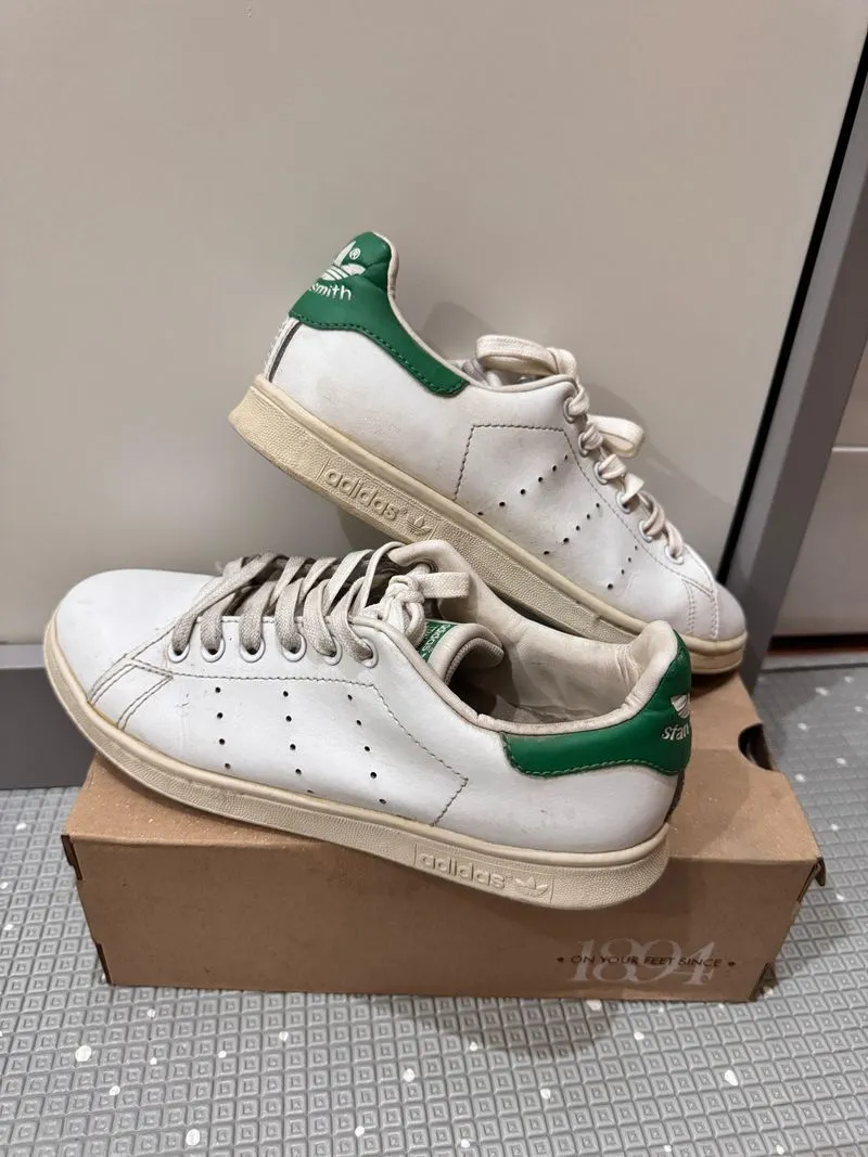Adidas Streetwear Casual Sneakers Pria green white photo 1