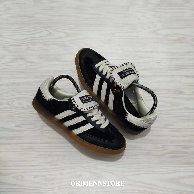 Adidas Casual Sneakers Pria white black photo 1
