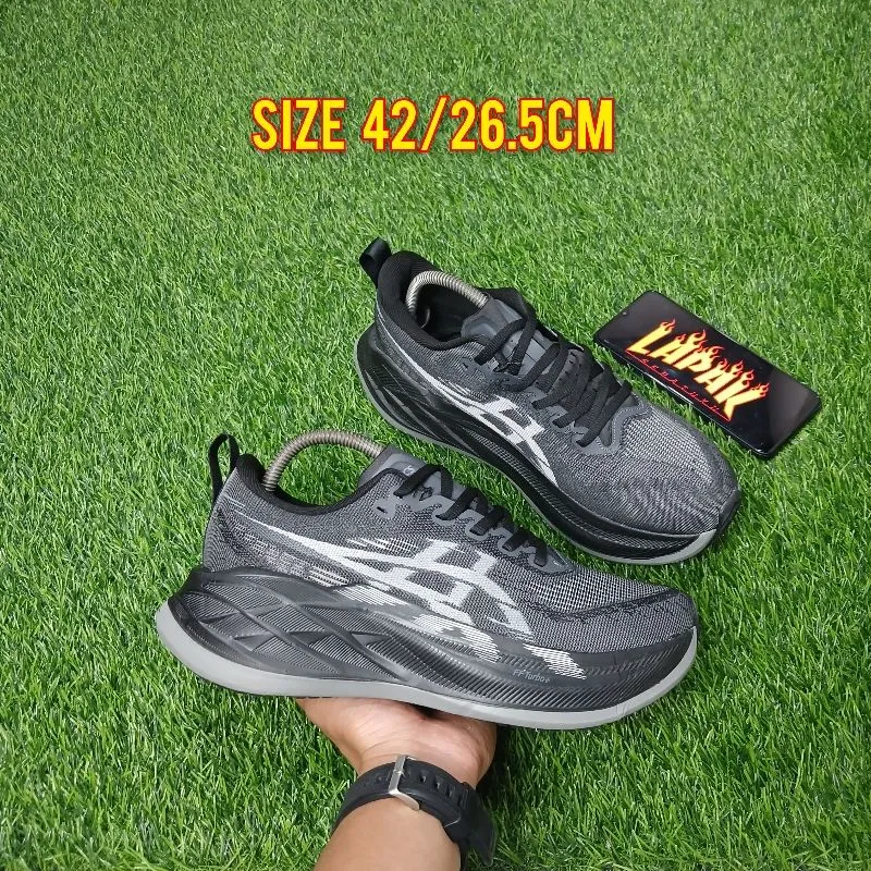Asics Sportswear Sneakers Pria black photo 1