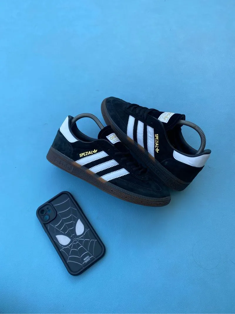 Adidas Casual Casual shoe Pria white black photo 1