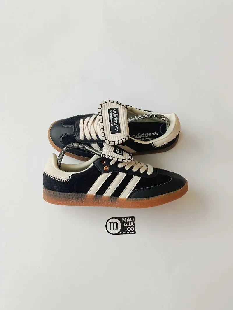 Adidas Streetwear Casual Sneakers Pria white black photo 1