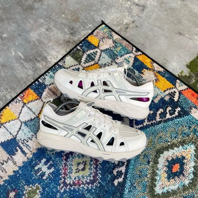 Asics Gorpcore Casual Sneakers Pria white gray photo 1