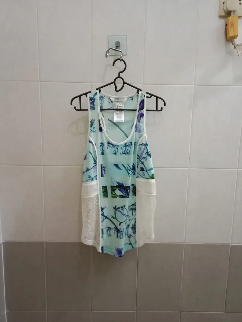 BCBG Max Azria Biker Casual T-shirt Wanita green blue photo 1