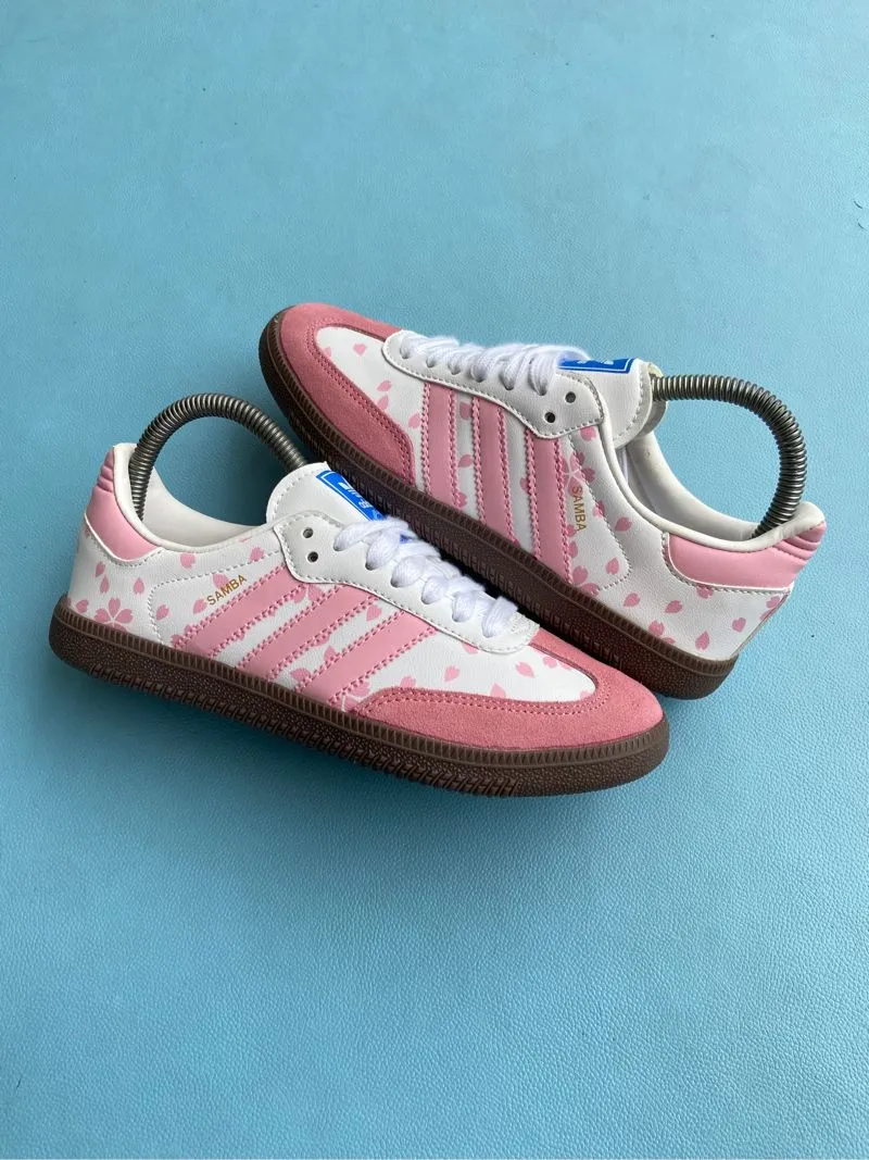 Adidas Casual Sneakers Wanita white pink photo 1