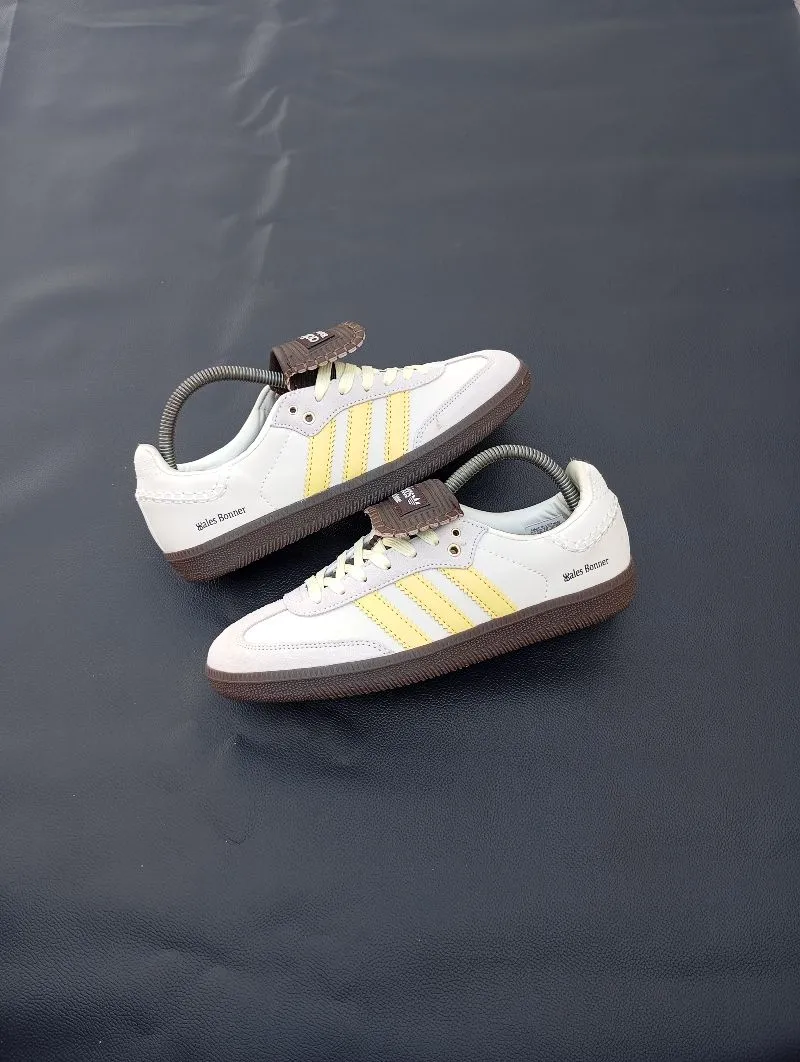 Adidas Casual Sneakers Wanita white photo 1