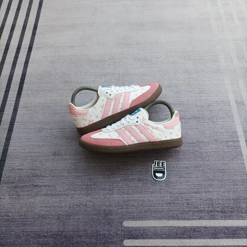 Adidas Casual Sneakers Wanita white pink photo 1