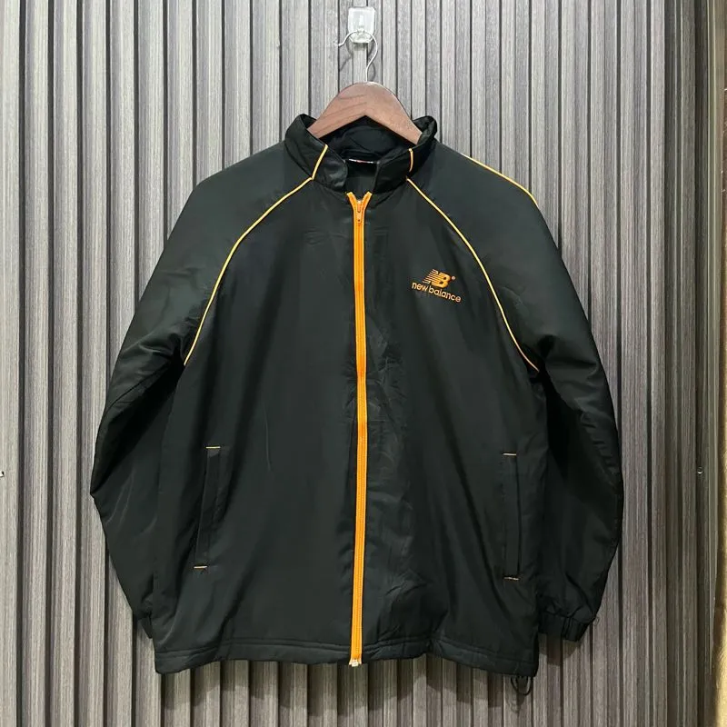 New Balance Casual Windbreaker Pria black photo 1
