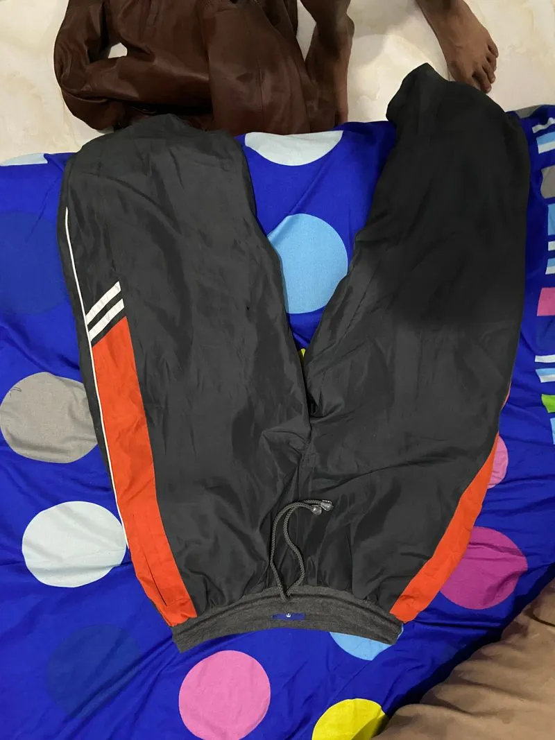 Tracksuit Pria gray photo 1