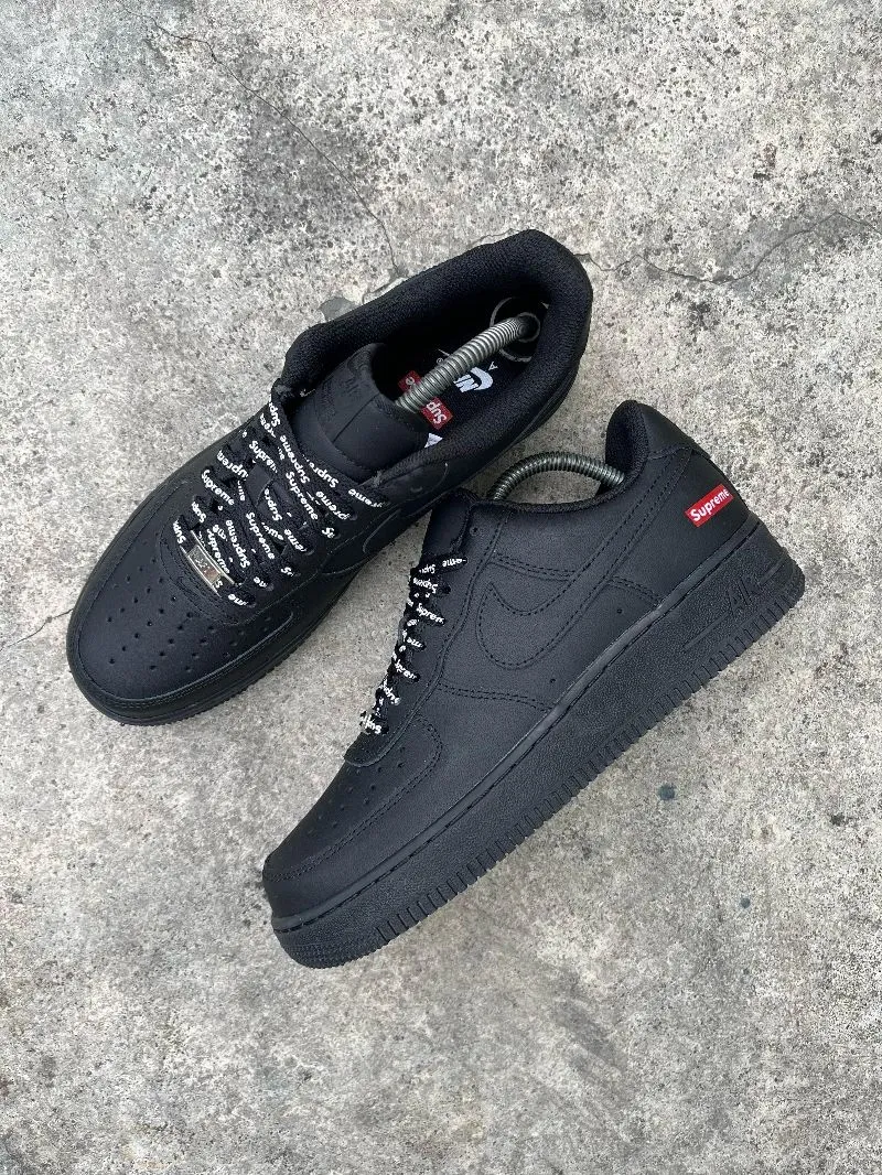 Nike Streetwear Sneakers Pria black photo 1