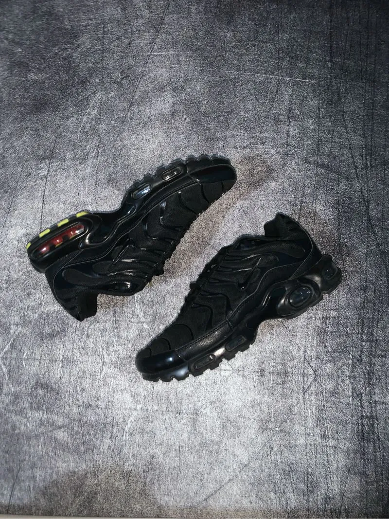 Nike Streetwear Sneakers Pria black photo 1