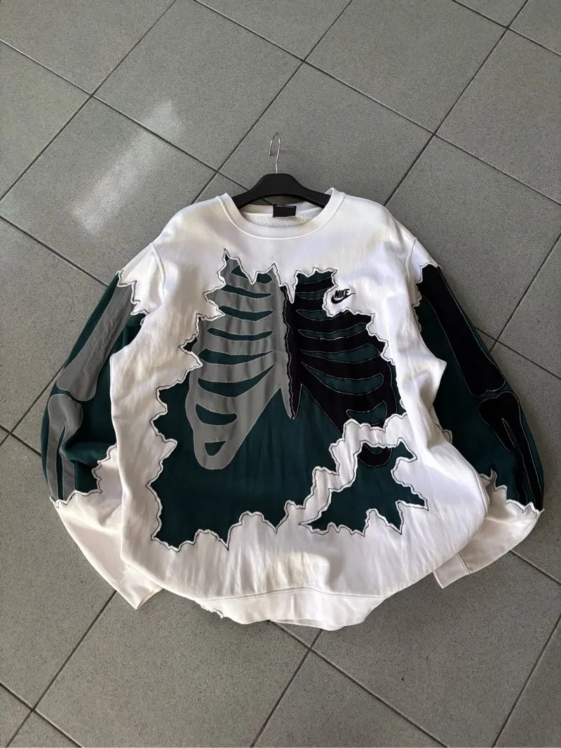 Nike Streetwear Reworked Sweater Pria white photo 1