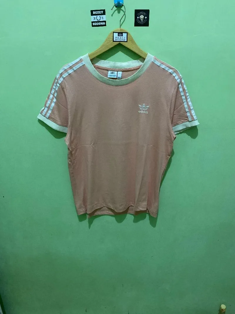 Adidas Casual T-shirt Wanita pink photo 1