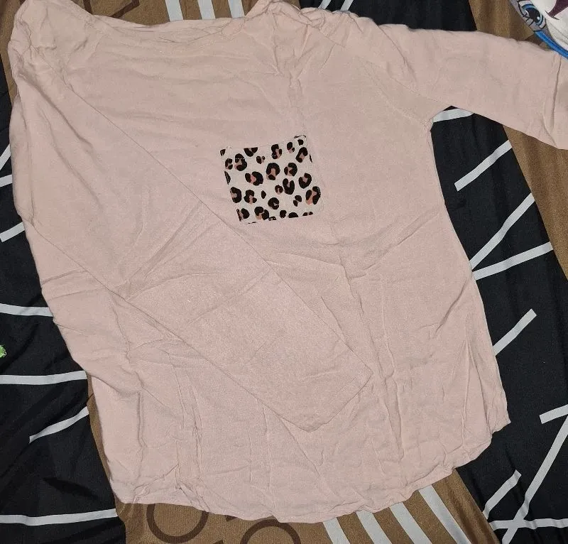 Casual T-shirt Wanita cream photo 1