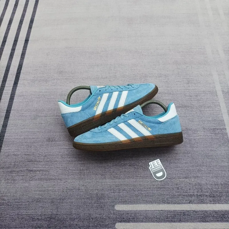 Adidas Casual Sneakers Wanita white blue photo 1