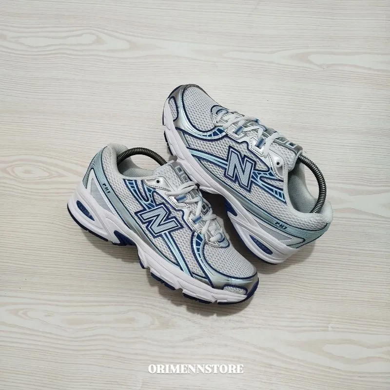 New Balance Casual Sneakers Pria white blue photo 1