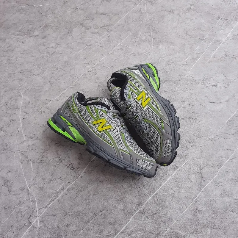New Balance Vintage Indie Sneakers Pria green gray photo 1