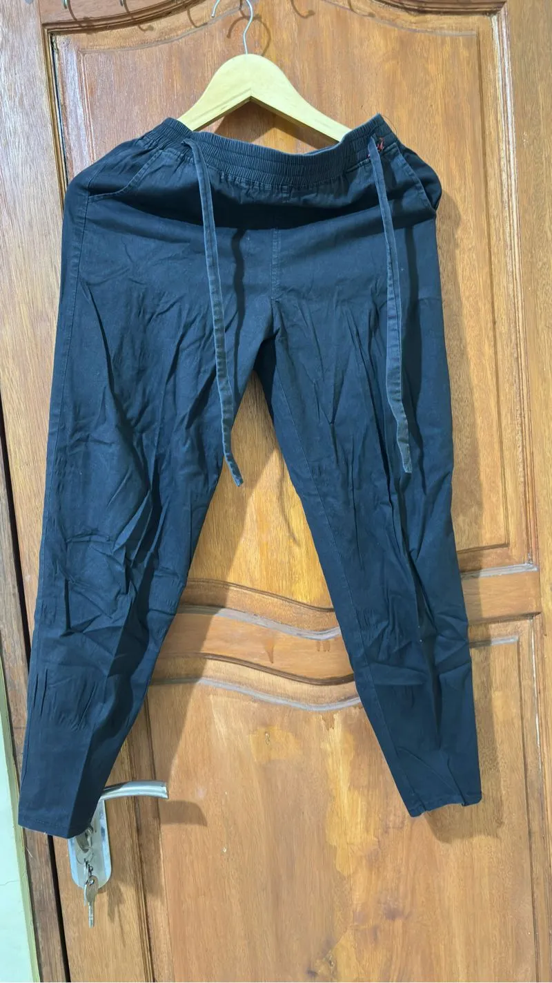 Minimalist Flare pants Wanita black photo 1