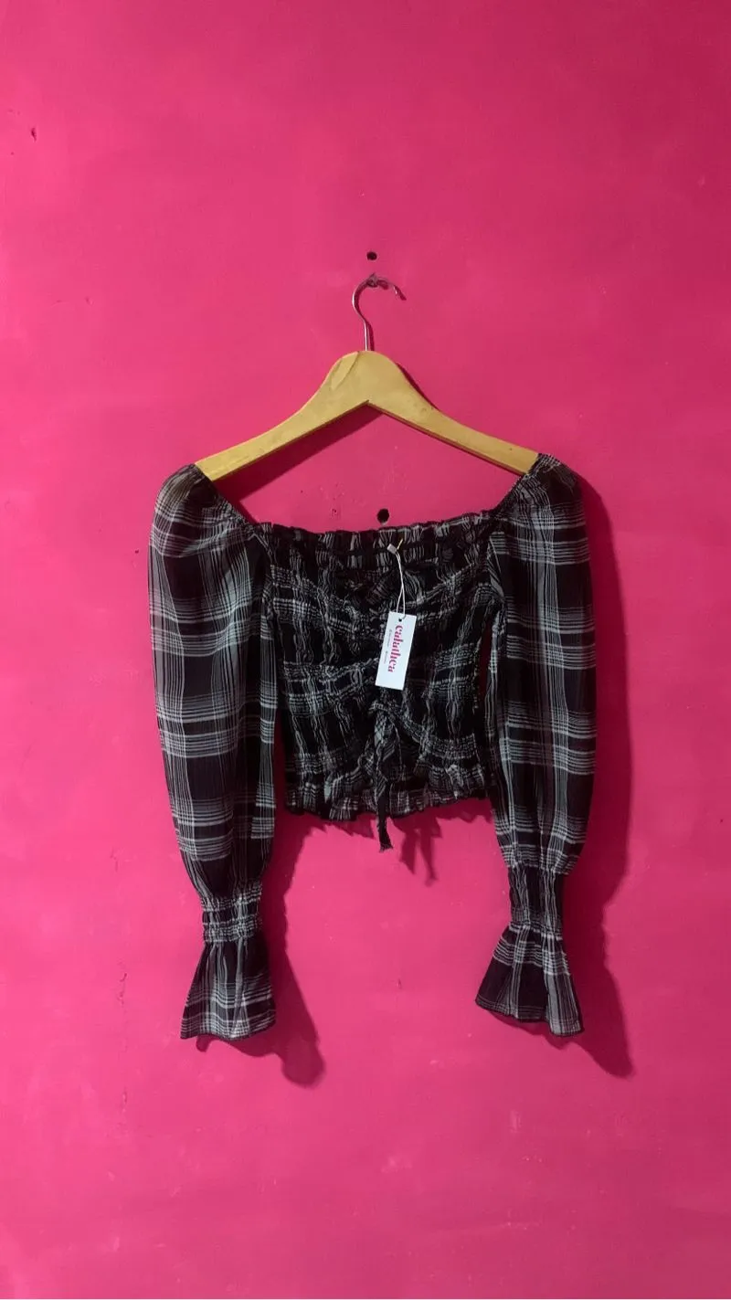 Coquette Crop top Wanita white black photo 1