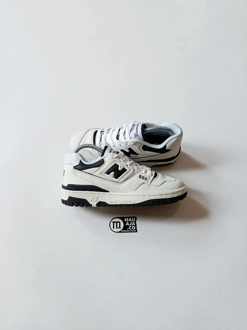 New Balance Sportswear Casual Sneakers Wanita white photo 1