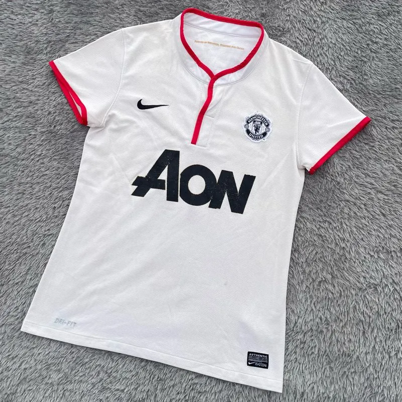 Nike Sportswear Jersey Wanita white photo 1