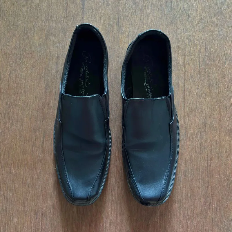 Minimalist Casual Loafer Pria black photo 1