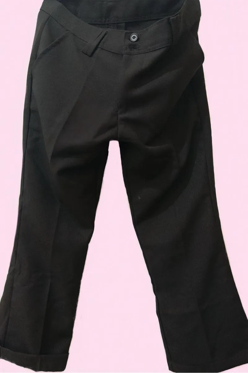 Minimalist Wanita black photo 1