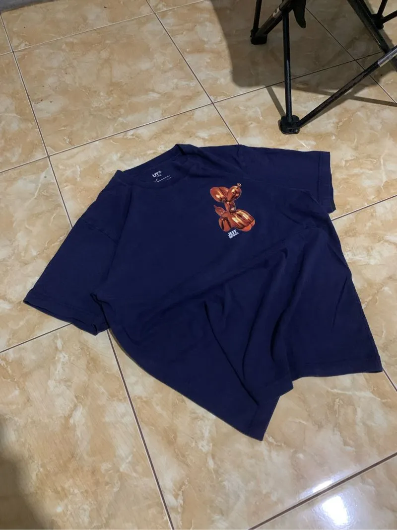 Uniqlo Casual T-shirt Pria navy photo 1