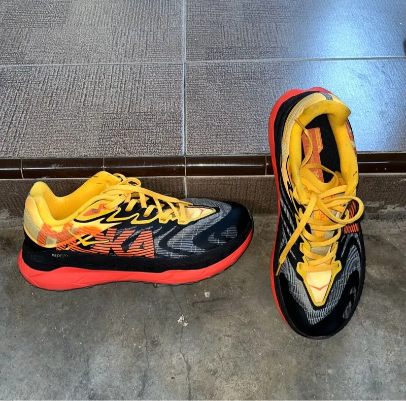 HOKA Streetwear Sportswear Pria black orange photo 1