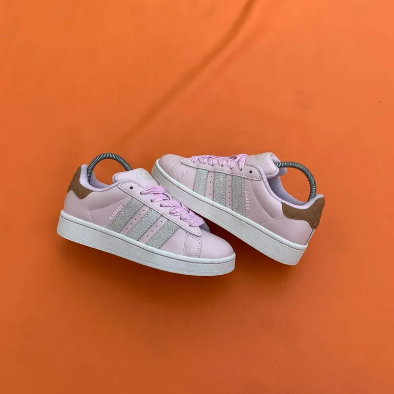 Adidas Streetwear Sneakers Wanita white pink photo 1