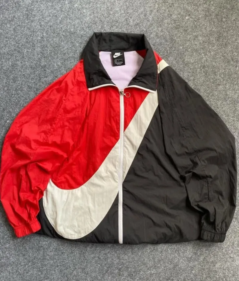Nike Streetwear Sportswear Windbreaker Pria red black photo 1