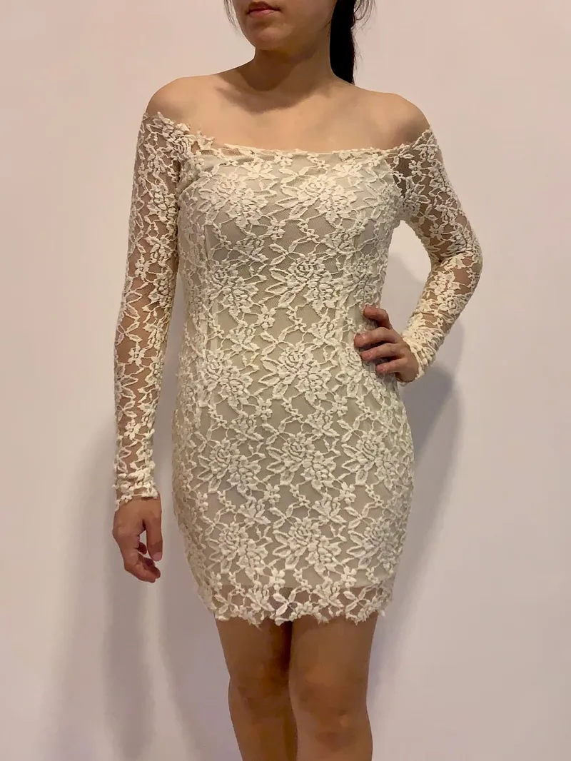 Minimalist Bodycon dress Wanita cream photo 1