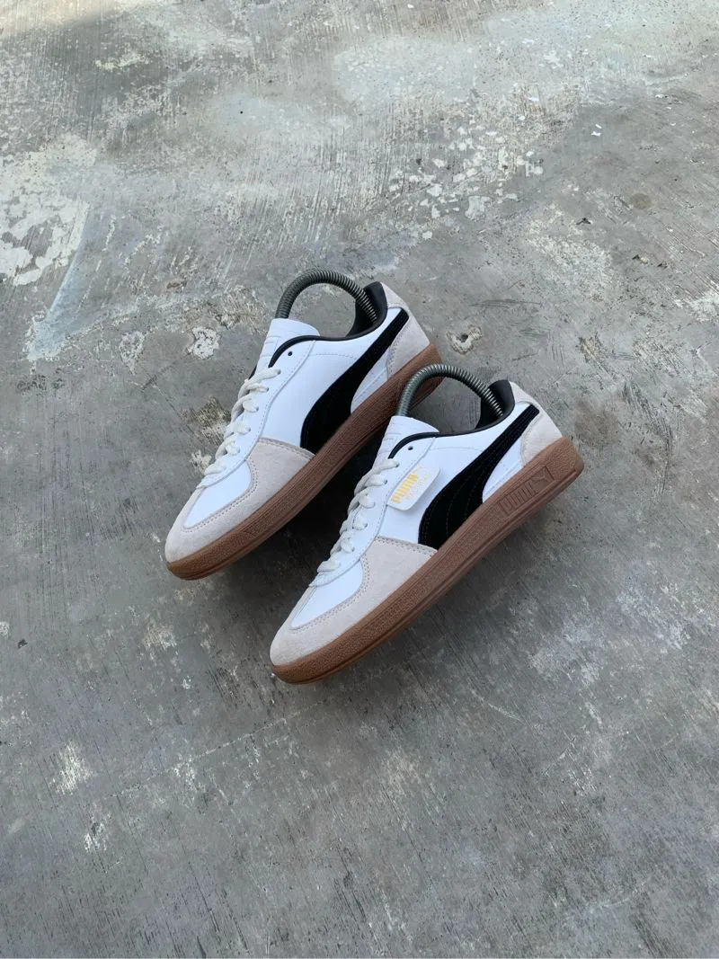 Puma Streetwear Casual Sneakers Wanita white black photo 1