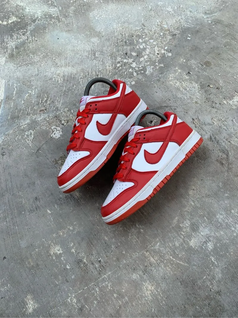 Nike Streetwear Casual Sneakers Wanita white red photo 1