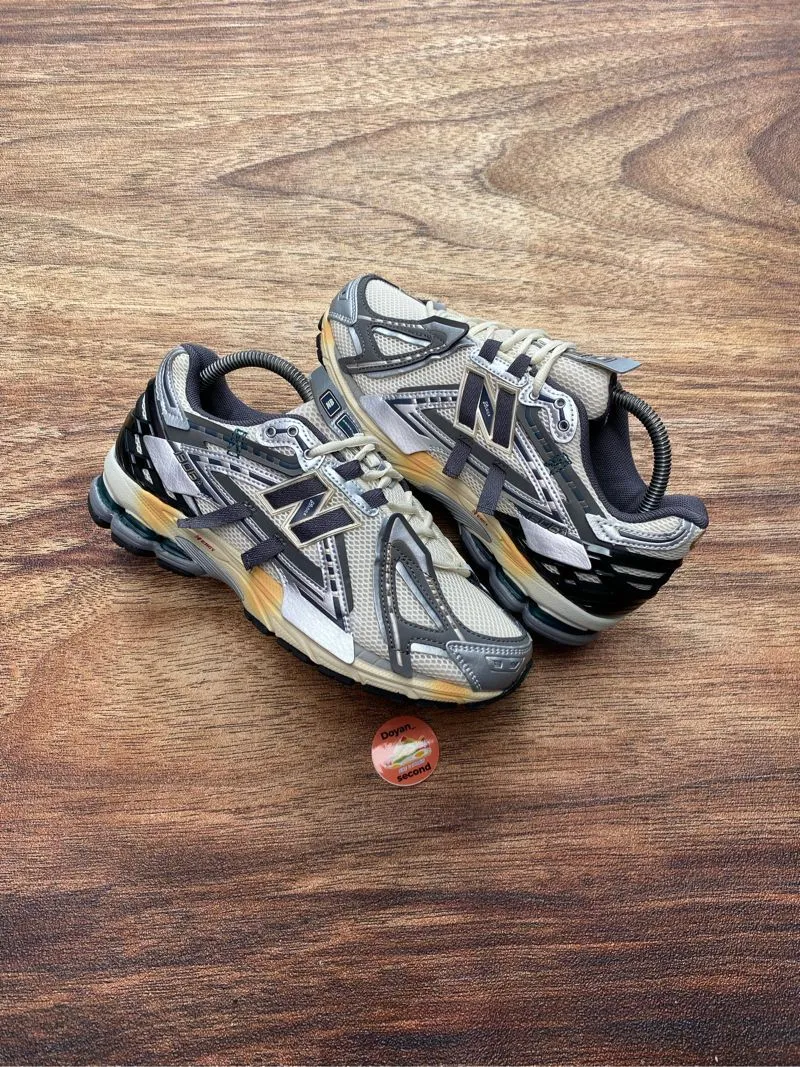 New Balance Casual Casual shoe Pria gold gray photo 1