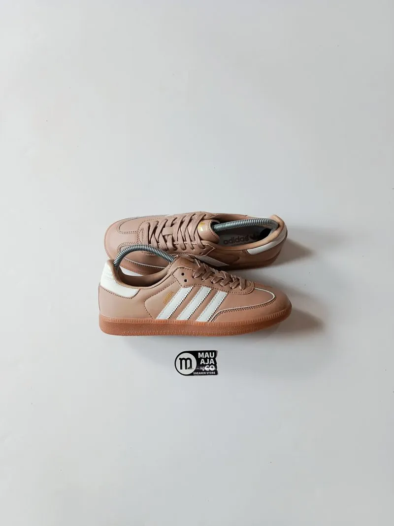 Adidas Streetwear Casual Sneakers Wanita tan photo 1