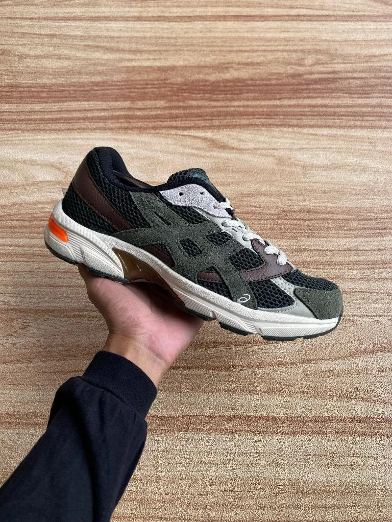 Asics Casual Sneakers Pria black gray photo 1