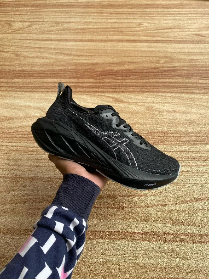 Asics Casual Sneakers Pria black photo 1