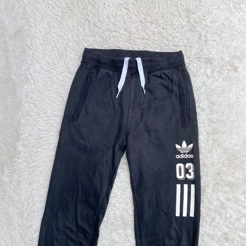 Adidas Streetwear Sportswear Sweatpants & Joggers Pria black photo 1