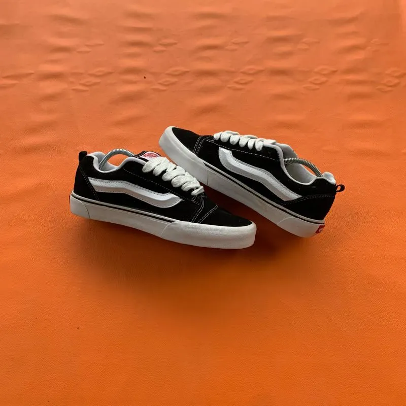 VANS Streetwear Sneakers Pria white black photo 1