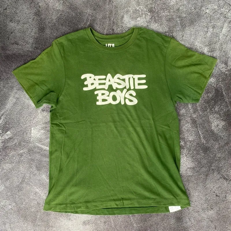 Uniqlo Streetwear T-shirt Pria green photo 1