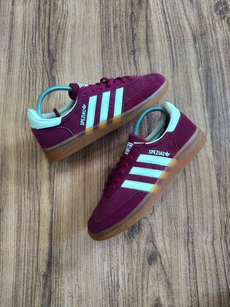 Adidas Casual Sneakers Wanita purple photo 1