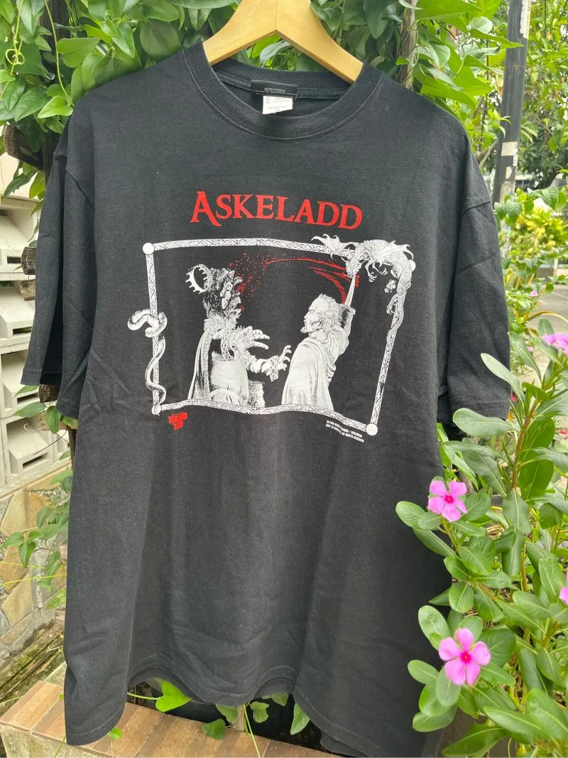 Y2K Casual T-shirt Pria black photo 1