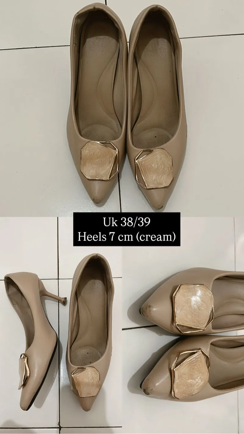 Minimalist Heels Wanita tan photo 1