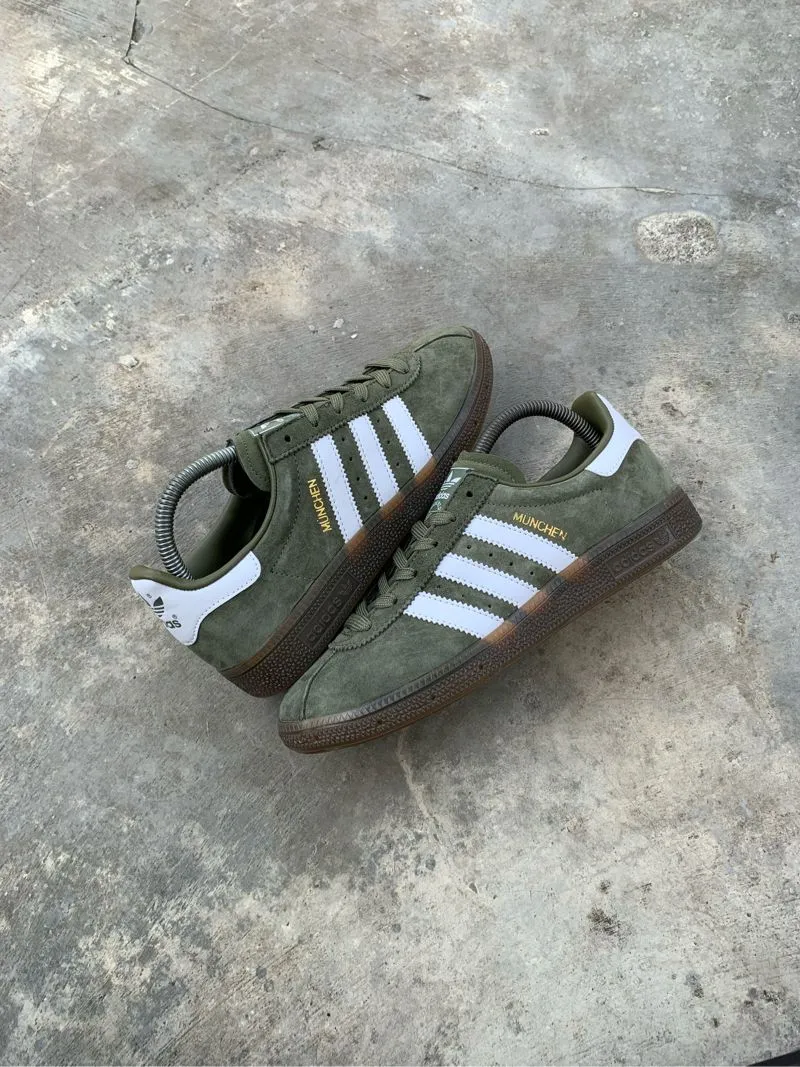 Adidas Streetwear Casual Sneakers Pria green photo 1