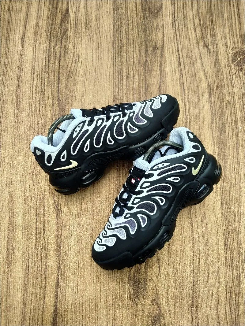 Nike Casual Sneakers Pria white black photo 1