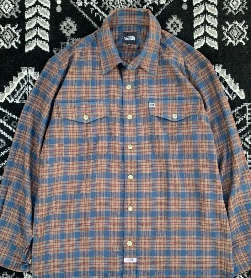 The North Face Casual Formal shirt Pria brown photo 1