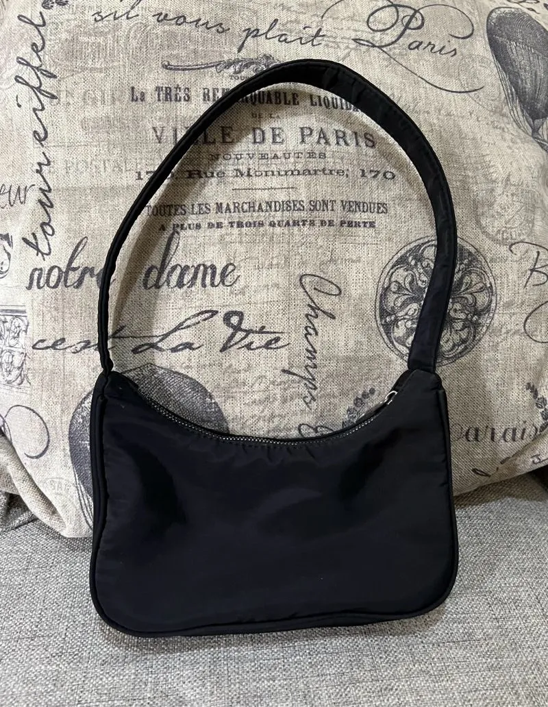 Cotton On Minimalist Casual Shoulder bag Wanita black photo 1