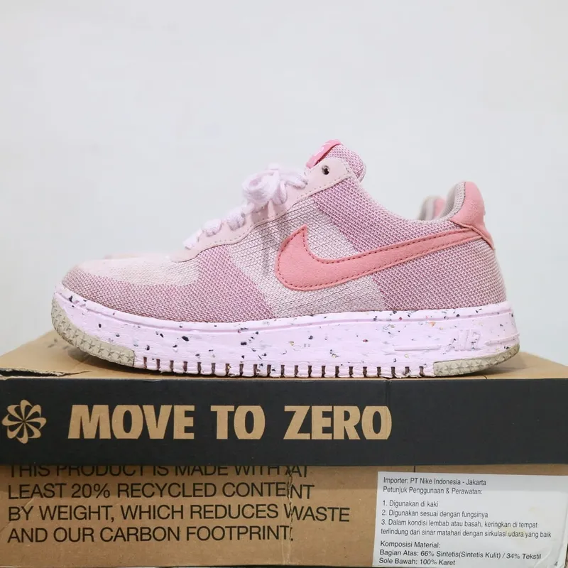 Sepatu Nike Air Force Crater Flyknit pink original